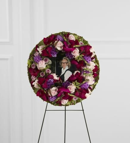 The FTD Eternity Standing Easel (S31-4507)