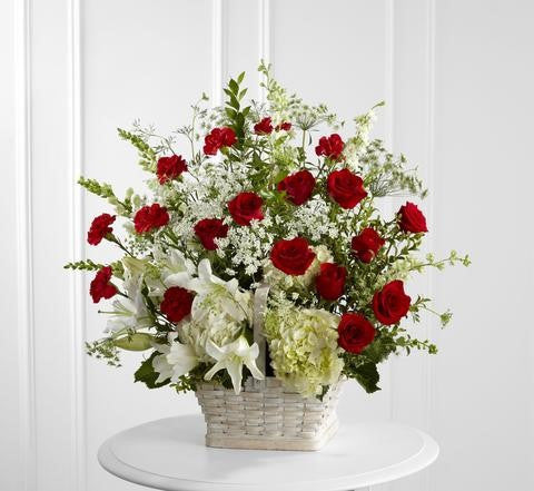 The FTD In Loving Memory Arrangement (S17-4474d)