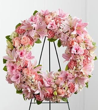 The FTD Loving Remembrance Wreath