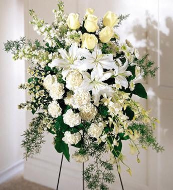 The FTD Quiet Tribute Standing Spray