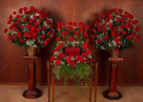 Urn Tribute: All Roses – All red